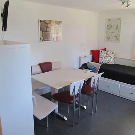 Abendrot Eg Sued-west Appartement-fewo- Dusche- Wc 3 1-2 Zimmerwohnung- 6-betten By Interhome *